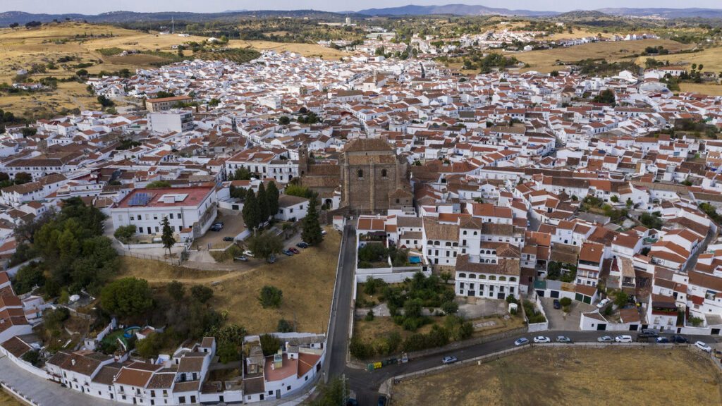 Cazalla-Sierra-imagenes_1396370653_110493242_1200x675