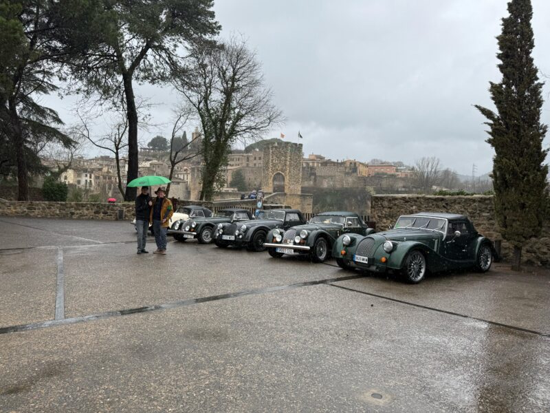 Escapada a Besalú bajo la lluvia. Marzo 2025